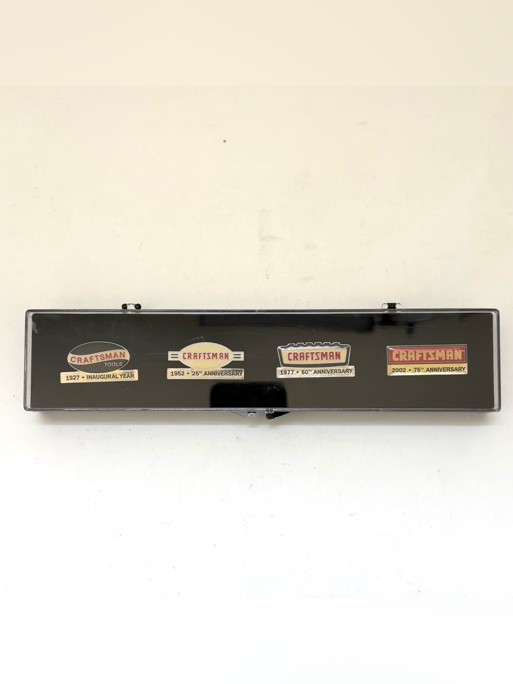 Vintage Craftsman Hat Pins Set Of 4 With Case 1927 1952 1977 2002 Anniversary